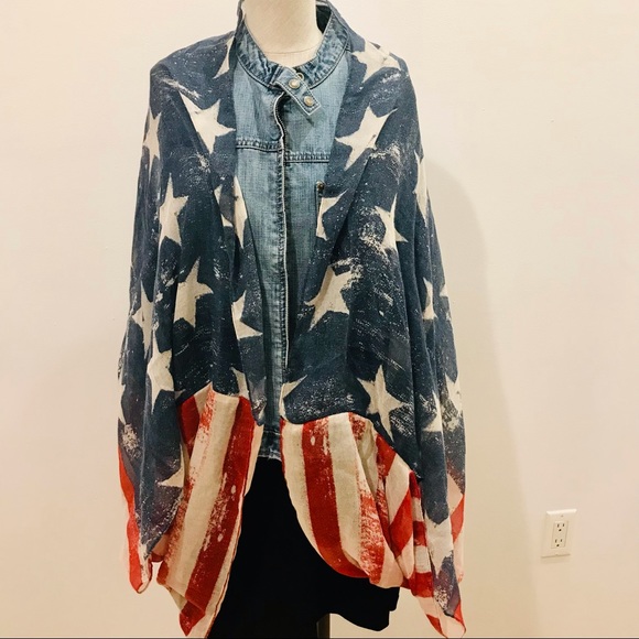 Mossimo Supply Co. stars and stripe red, white and blue infinity scarf. EUC - Picture 4 of 10